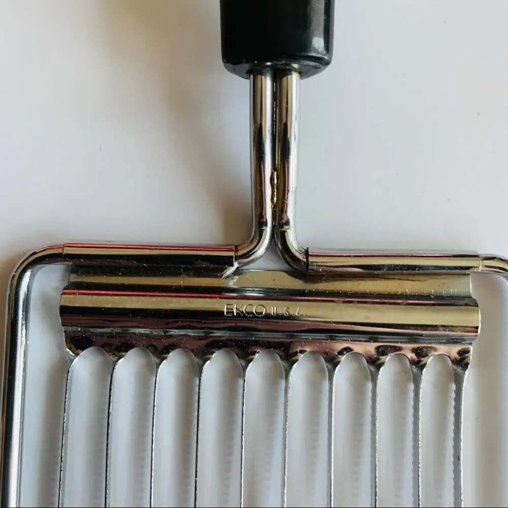 Vintage Ekco USA Tomato Slicer